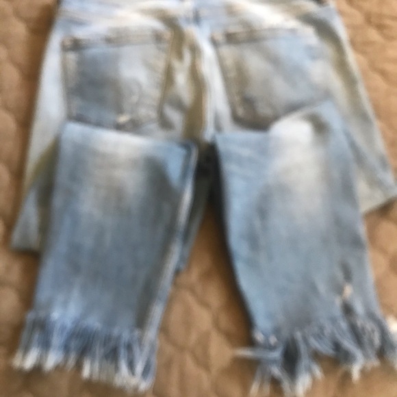 Zara Distressed Blue Jeans with Fringe - Picture 8 of 13